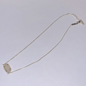 Kendra Scott Elisa Gold Pendant Necklace in Iridescent Drusy